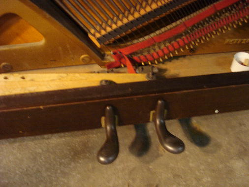 11 - Sustain pedal mechanism works poorly--reconditioning & adjustment required. Soft pedal OK. 11 - Sustain pedal mechanism works poorly--reconditioning & adjustment required. Soft pedal OK.